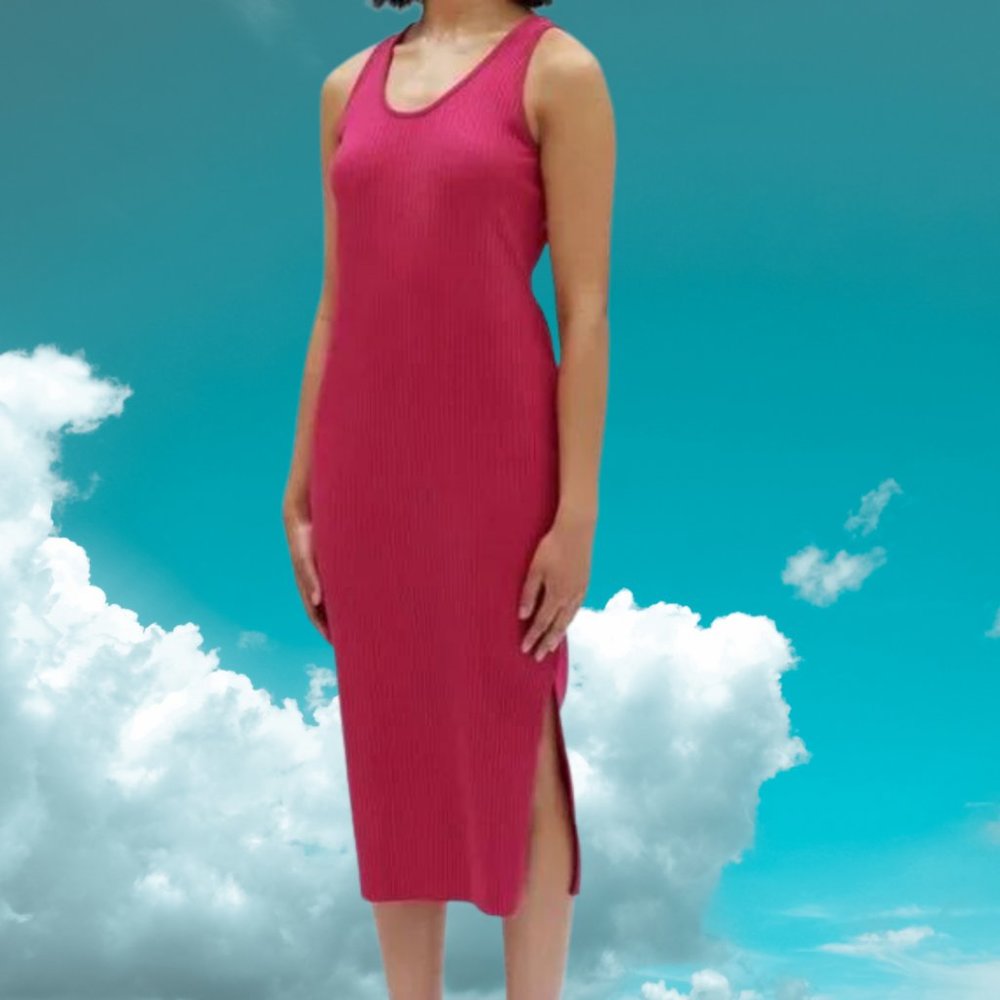KOTN Ribbed Midi Dress in Rhubarb - Size M 💗
